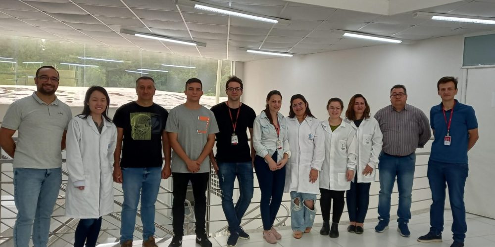 Laboratório do CISAM recebe a visita da BRF S.A. unidade de Capinzal.
